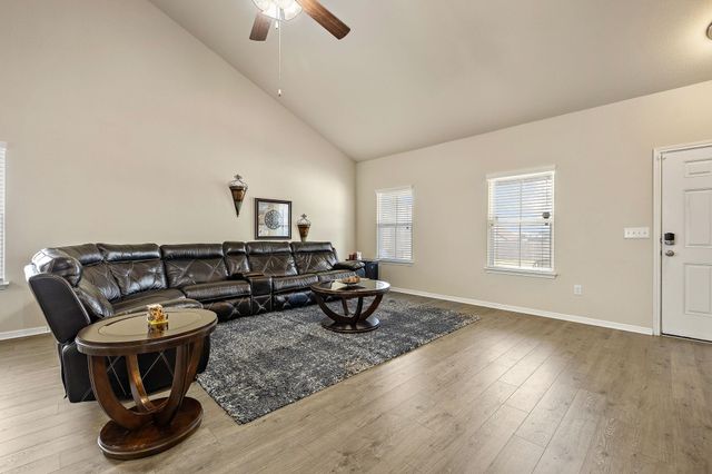 605 San Antonio Riverwalk WALK, Hutto, TX 78634