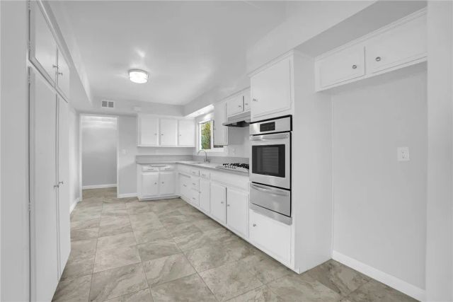 2633 I Street, La Verne, CA 91750