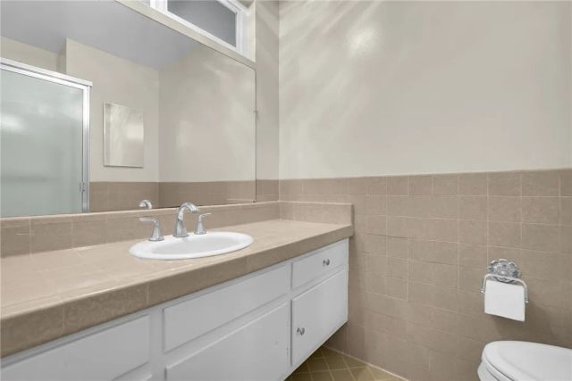 2633 I Street, La Verne, CA 91750