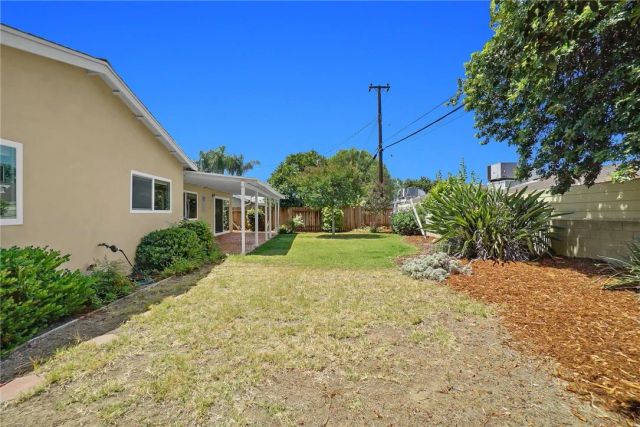 2633 I Street, La Verne, CA 91750