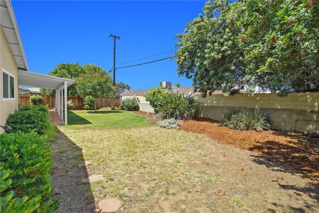 2633 I Street, La Verne, CA 91750