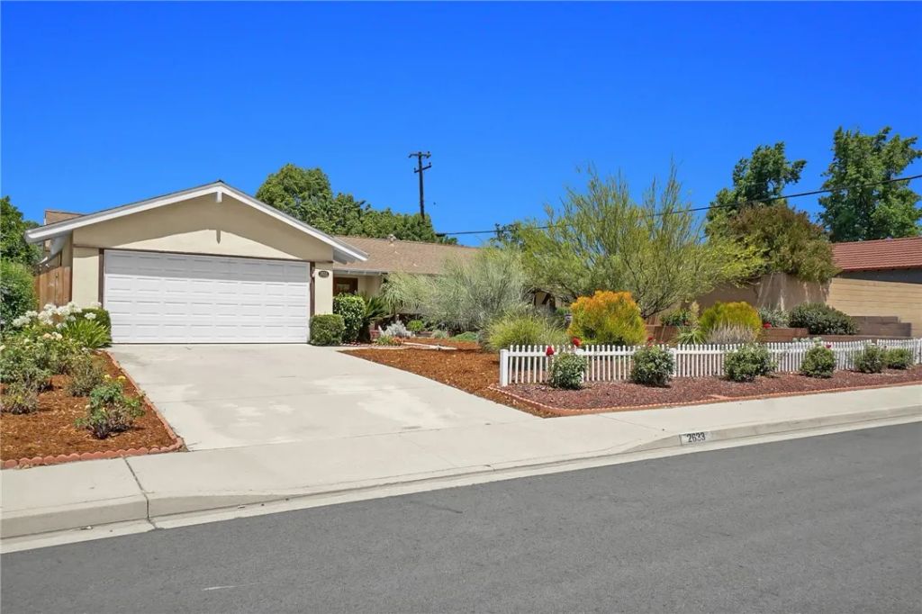 2633 I Street, La Verne, CA 91750