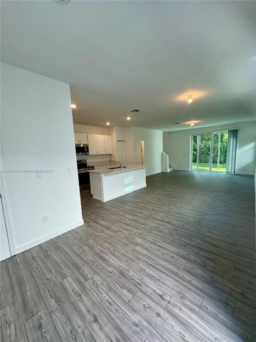 4575 Hollister Ave, Lake Worth, FL 33463