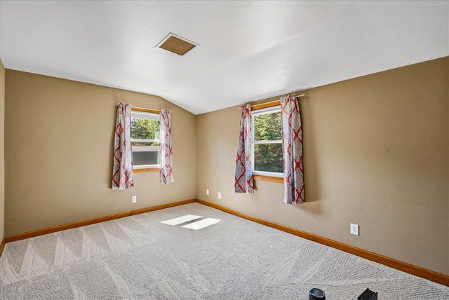 1582 Edgewater COURT, Grafton, WI 53024