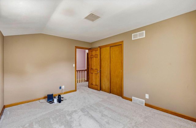 1582 Edgewater COURT, Grafton, WI 53024