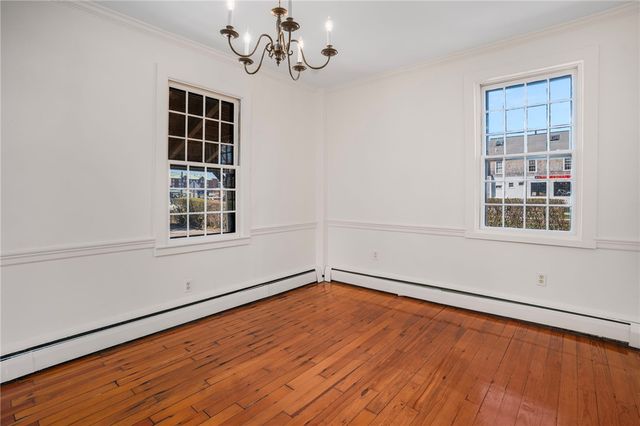 14 Elm Street, Newport, RI 02840