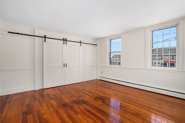 14 Elm Street, Newport, RI 02840
