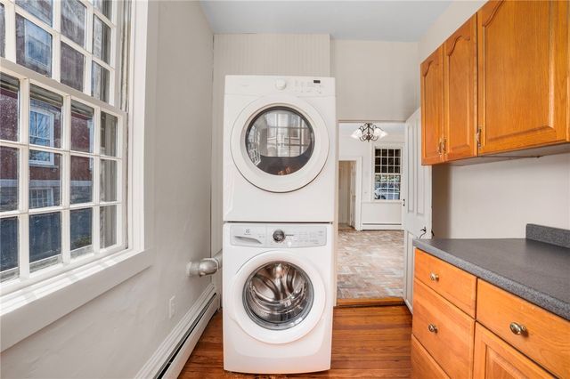 14 Elm Street, Newport, RI 02840
