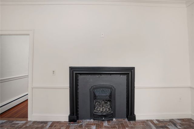 14 Elm Street, Newport, RI 02840