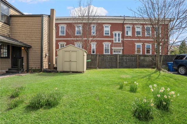 14 Elm Street, Newport, RI 02840
