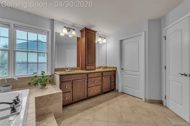 50241 Teton Ridge Drive, Northville Township, MI 48168