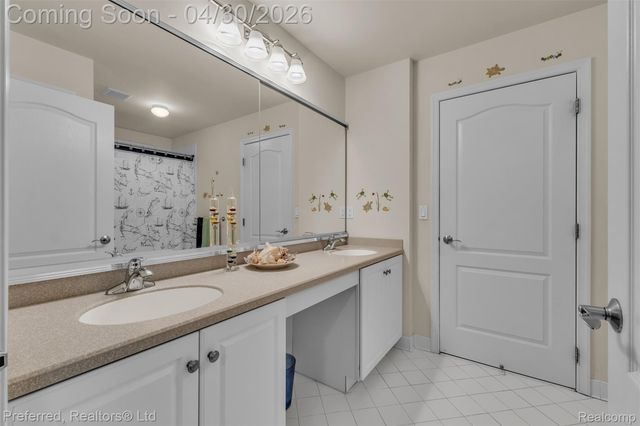50241 Teton Ridge Drive, Northville Township, MI 48168