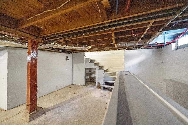630 N Yosemite St, Stockton, CA 95203