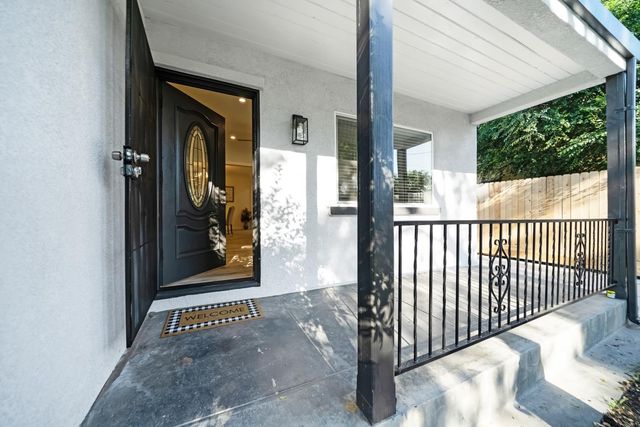 630 N Yosemite St, Stockton, CA 95203