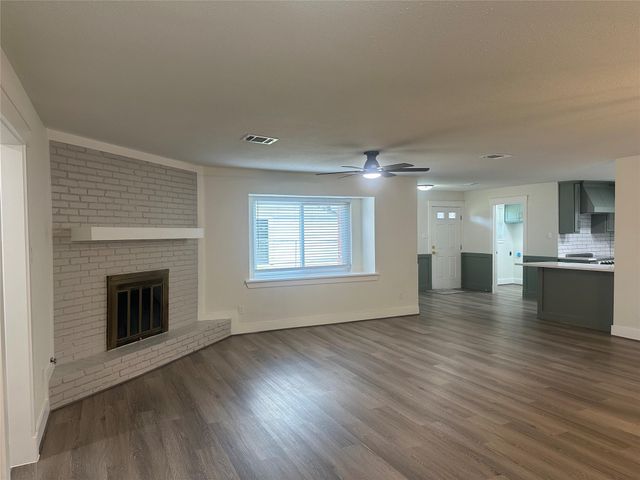 7719 Meadowvale Drive, Houston, TX 77063
