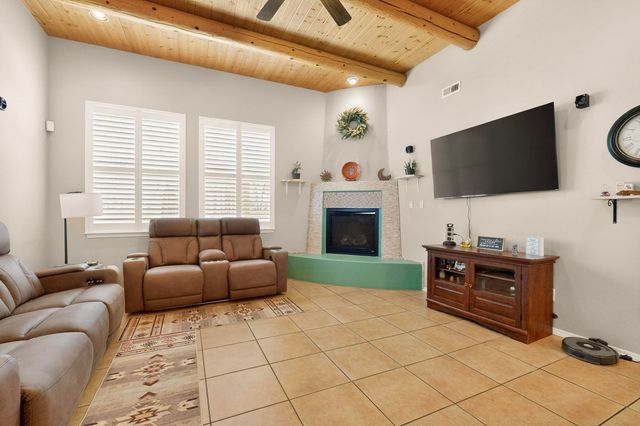 1508 Luz De Sol Drive SE, Rio Rancho, NM 87124