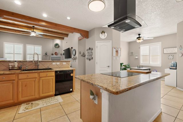 1508 Luz De Sol Drive SE, Rio Rancho, NM 87124