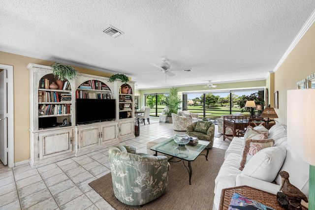 3625 Quail Ridge Drive S Bobwhite A, Boynton Beach, FL 33436
