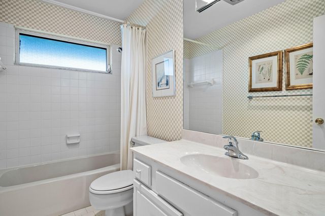 3625 Quail Ridge Drive S Bobwhite A, Boynton Beach, FL 33436