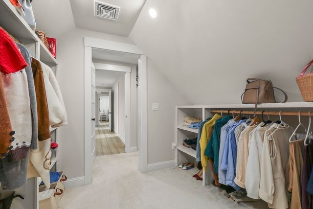 15 Maxwell Ln, Sandwich, MA 02563