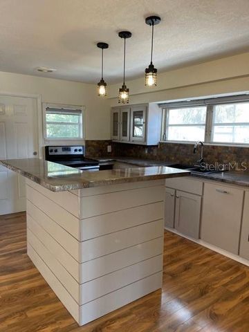 1731 W SAINT LOUIS STREET, Tampa, FL 33607