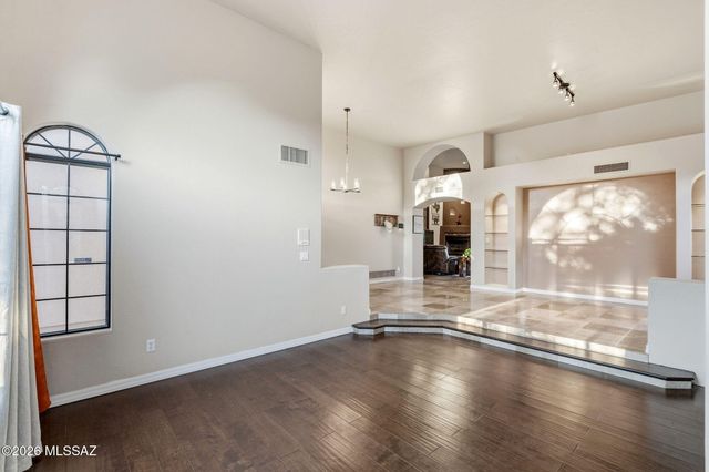 10770 N La Quinta Drive, Tucson, AZ 85737