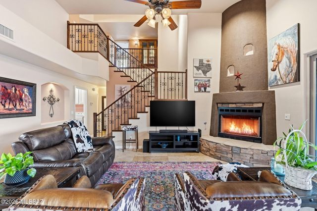 10770 N La Quinta Drive, Tucson, AZ 85737