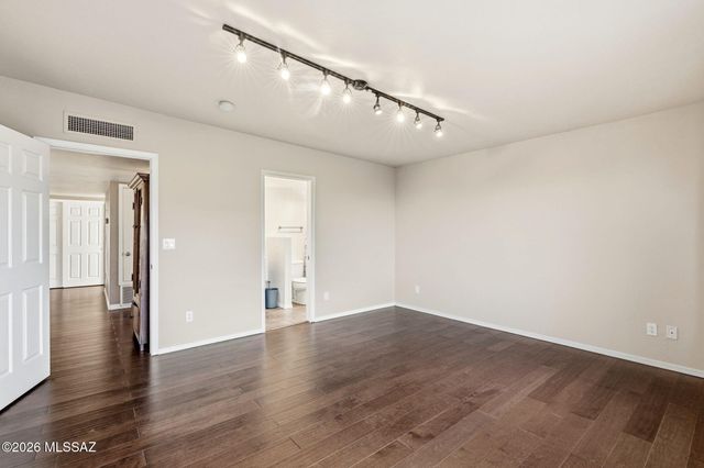 10770 N La Quinta Drive, Tucson, AZ 85737