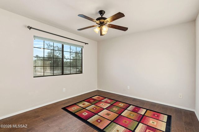10770 N La Quinta Drive, Tucson, AZ 85737