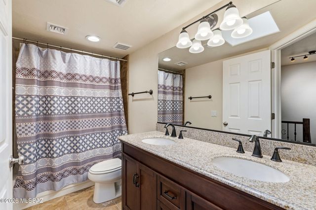 10770 N La Quinta Drive, Tucson, AZ 85737