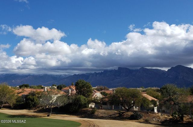 10770 N La Quinta Drive, Tucson, AZ 85737