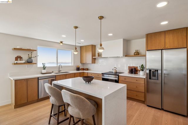 1328 Summit Rd, Berkeley, CA 94708