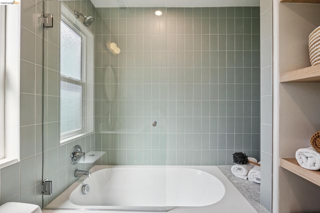 1328 Summit Rd, Berkeley, CA 94708