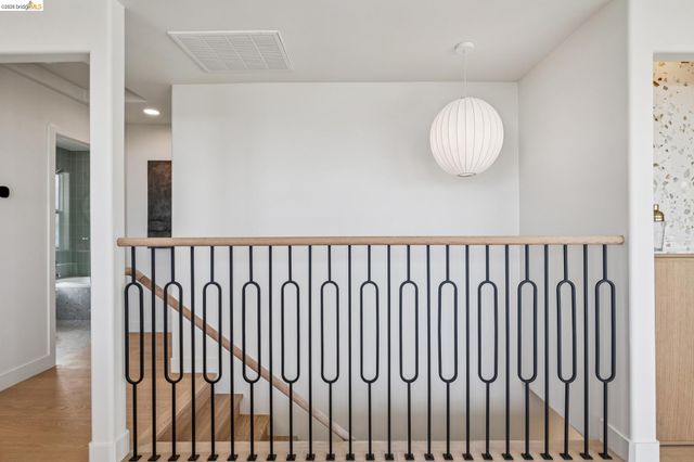 1328 Summit Rd, Berkeley, CA 94708