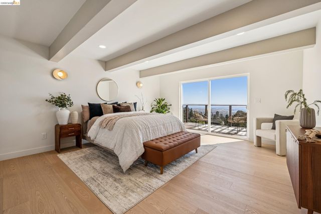 1328 Summit Rd, Berkeley, CA 94708