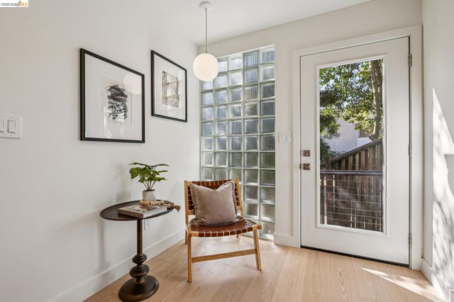 1328 Summit Rd, Berkeley, CA 94708