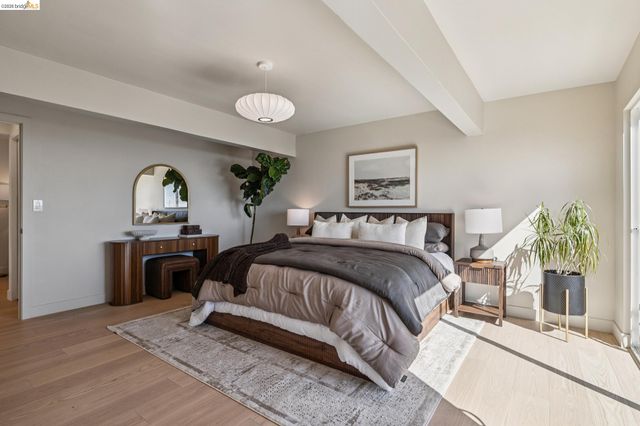 1328 Summit Rd, Berkeley, CA 94708