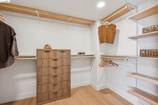 1328 Summit Rd, Berkeley, CA 94708