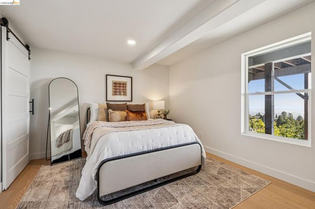 1328 Summit Rd, Berkeley, CA 94708