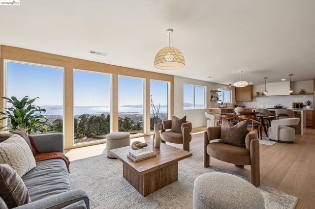 1328 Summit Rd, Berkeley, CA 94708