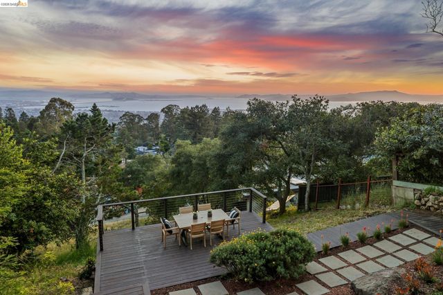 1328 Summit Rd, Berkeley, CA 94708