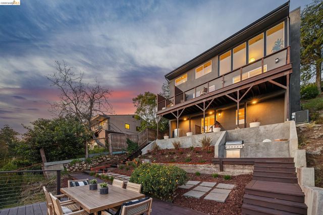 1328 Summit Rd, Berkeley, CA 94708