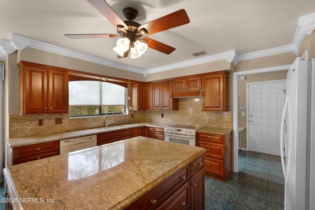 1951 RALEY CREEK Drive W, Jacksonville, FL 32225