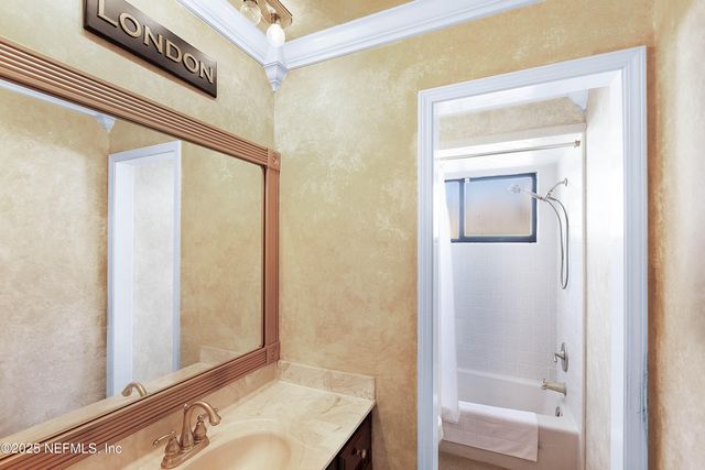 1951 RALEY CREEK Drive W, Jacksonville, FL 32225