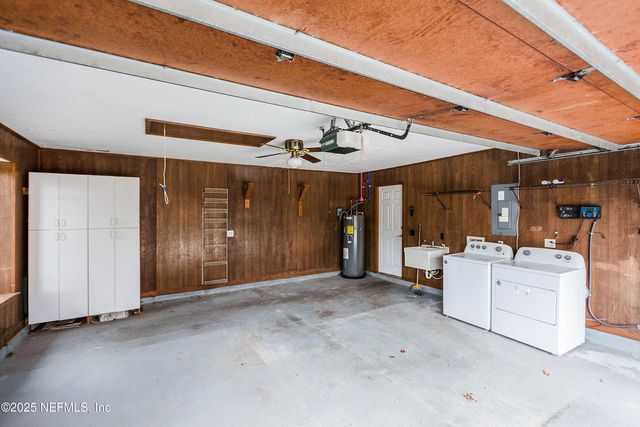 1951 RALEY CREEK Drive W, Jacksonville, FL 32225