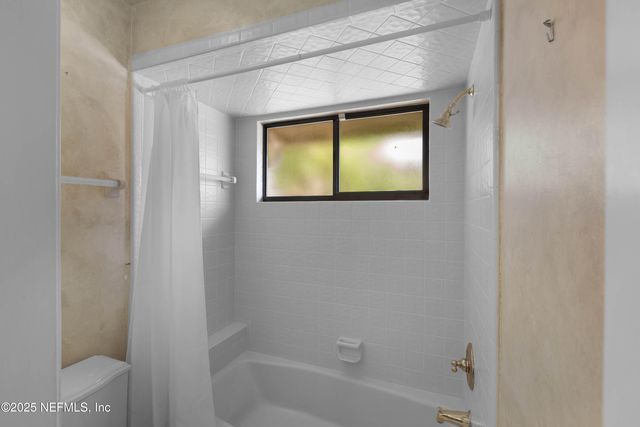 1951 RALEY CREEK Drive W, Jacksonville, FL 32225