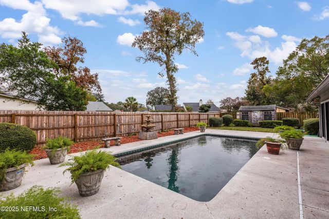 1951 RALEY CREEK Drive W, Jacksonville, FL 32225