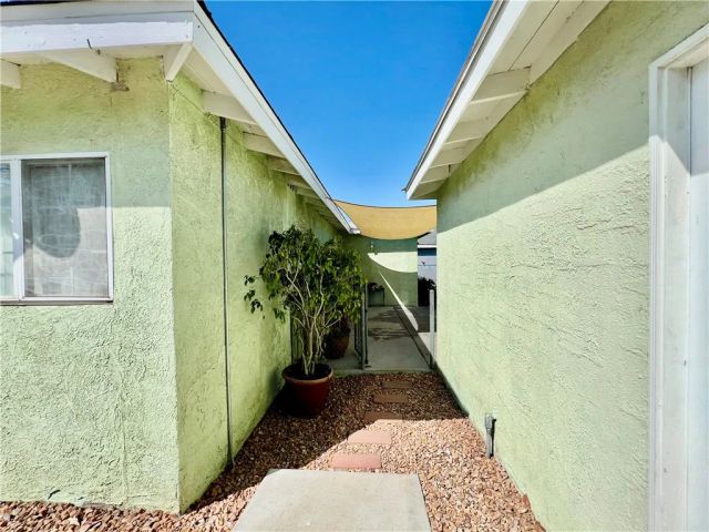 1904 E San Bernardino Avenue, San Bernardino, CA 92408