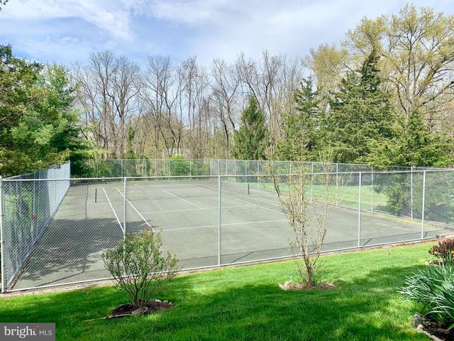 305 MARTEN RD, Princeton, NJ 08540
