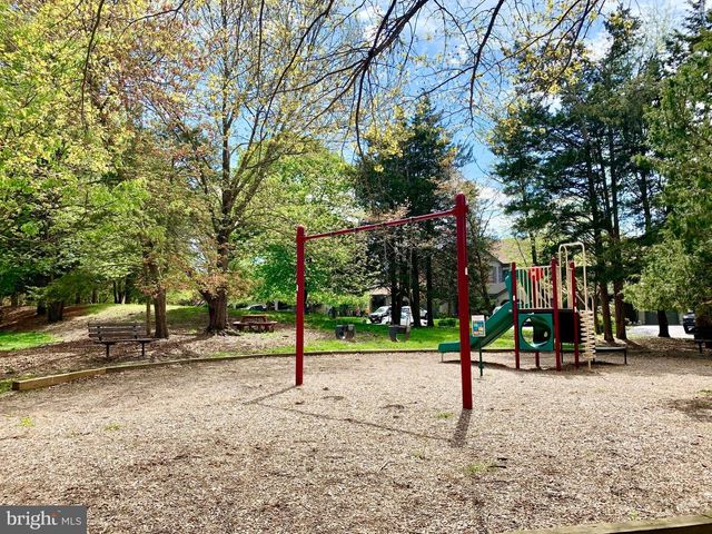 305 MARTEN RD, Princeton, NJ 08540